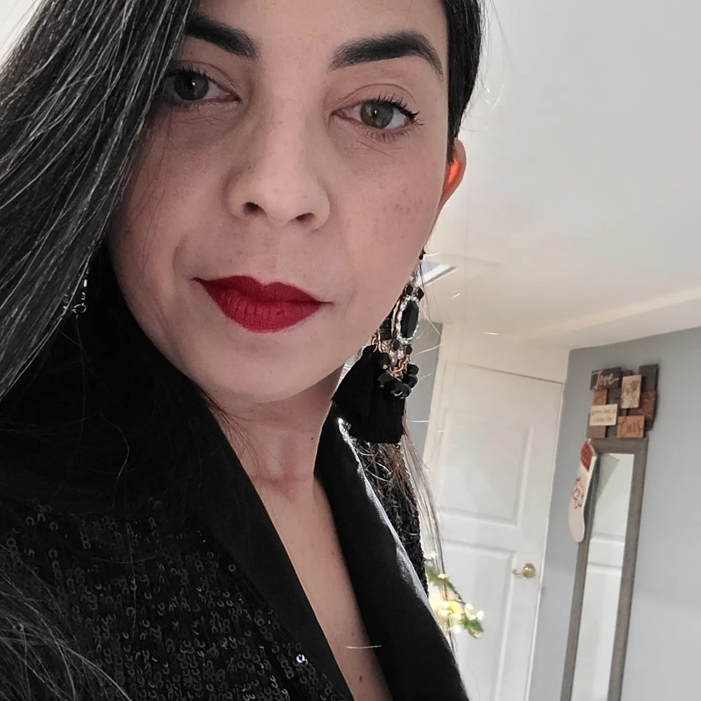 Meet your Posher, Lucia